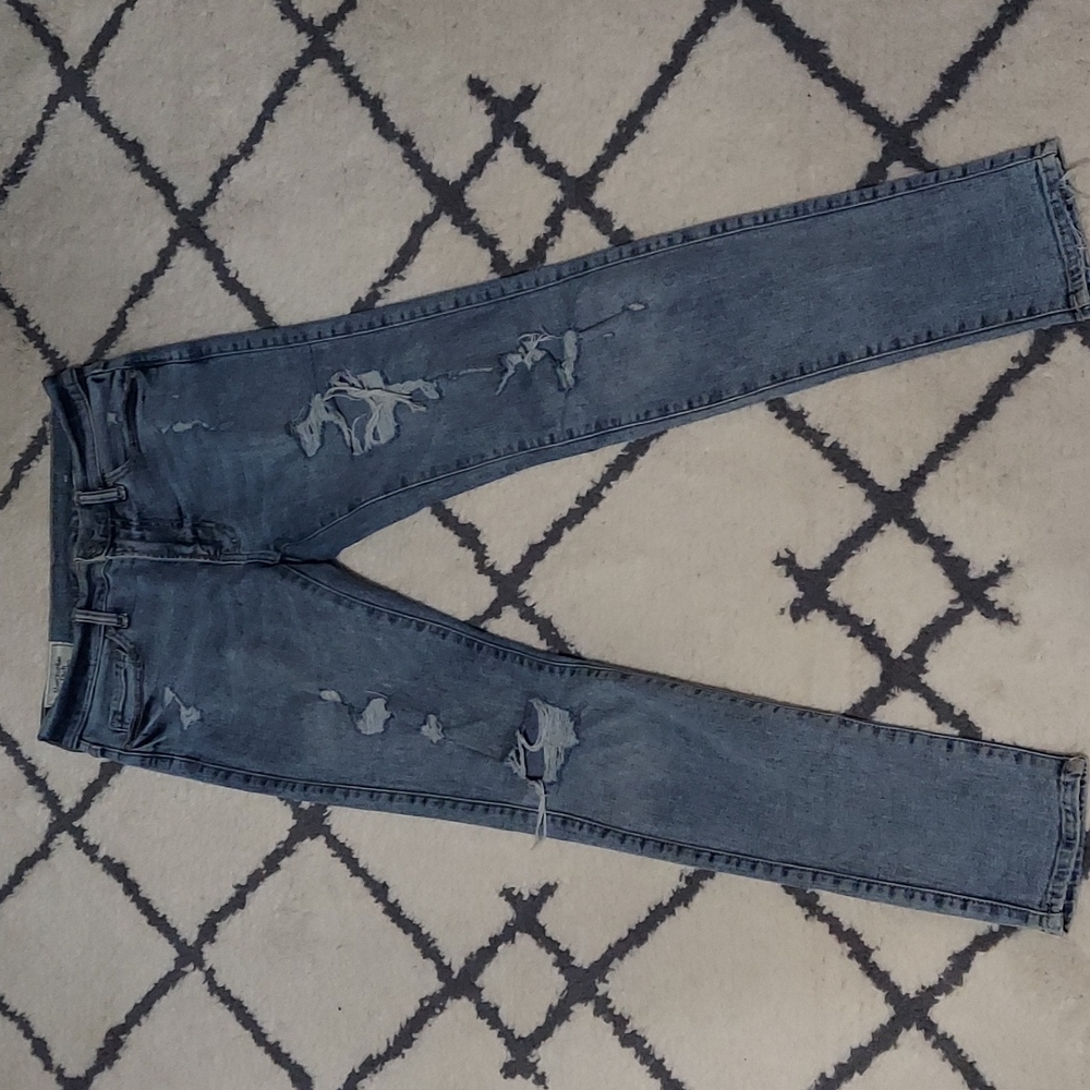 Abercrombie & Fitch Skinny Ripped Jeans